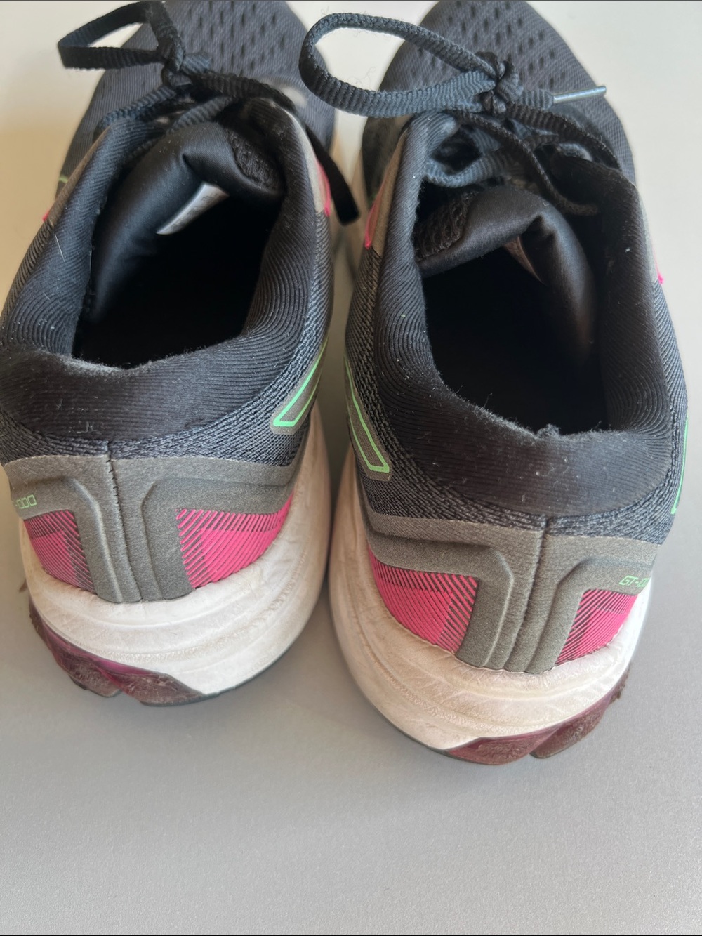 Asics Shoe Bundle - Picture 13 of 15